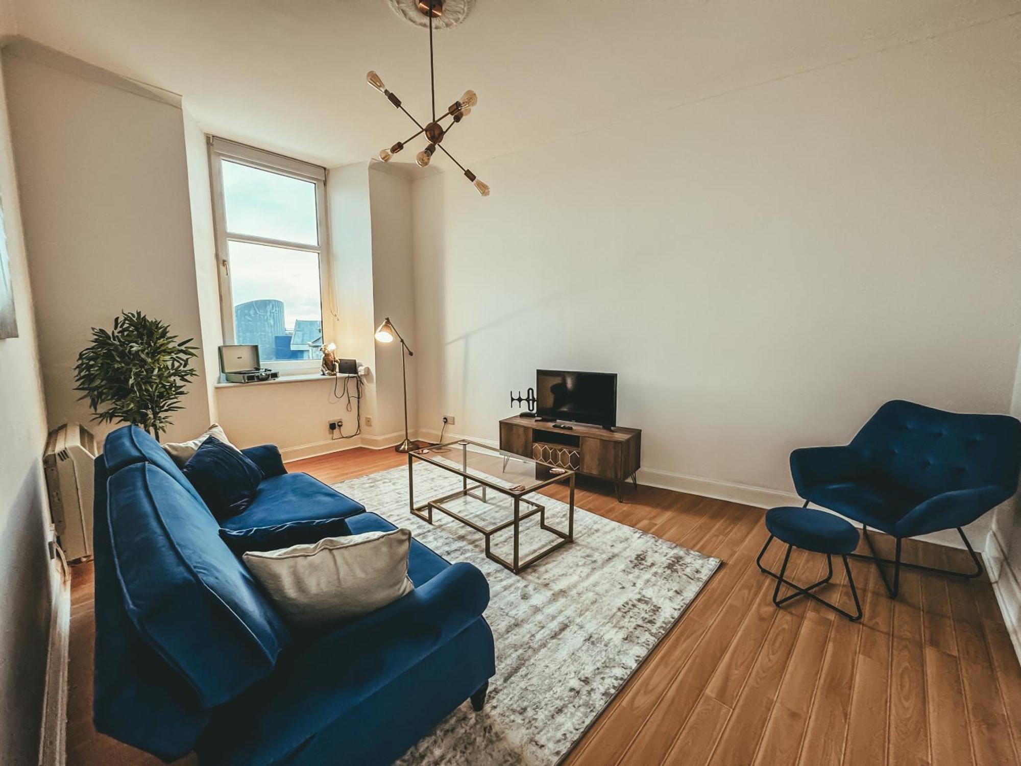 The Snug Apartment